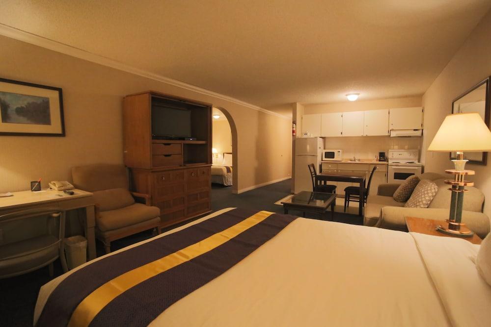 Howard Johnson By Wyndham 3*