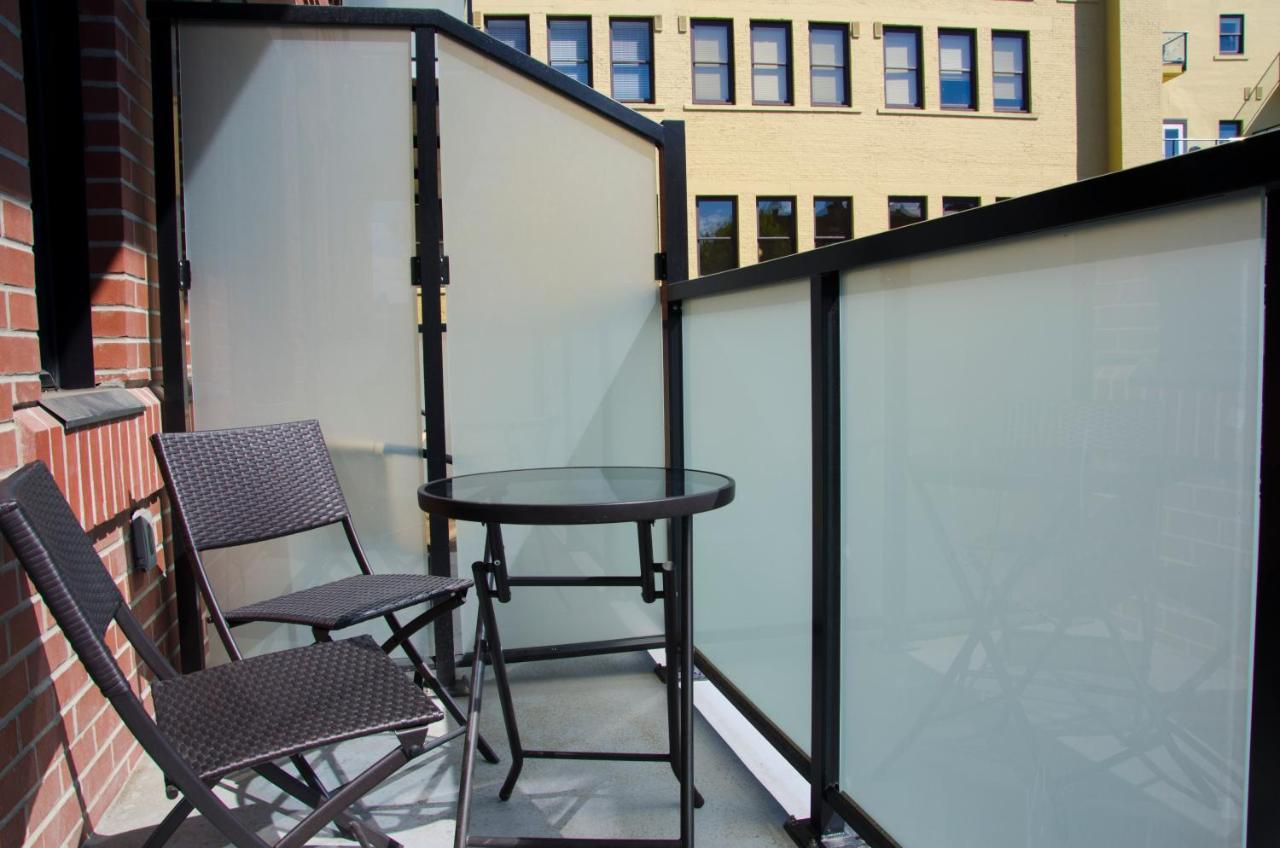 Old Town One Bedroom Apartment