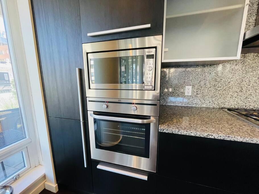 Spacious Downtown 2 Bedroom With Pool And Air Conditioning Apartamento Victoria