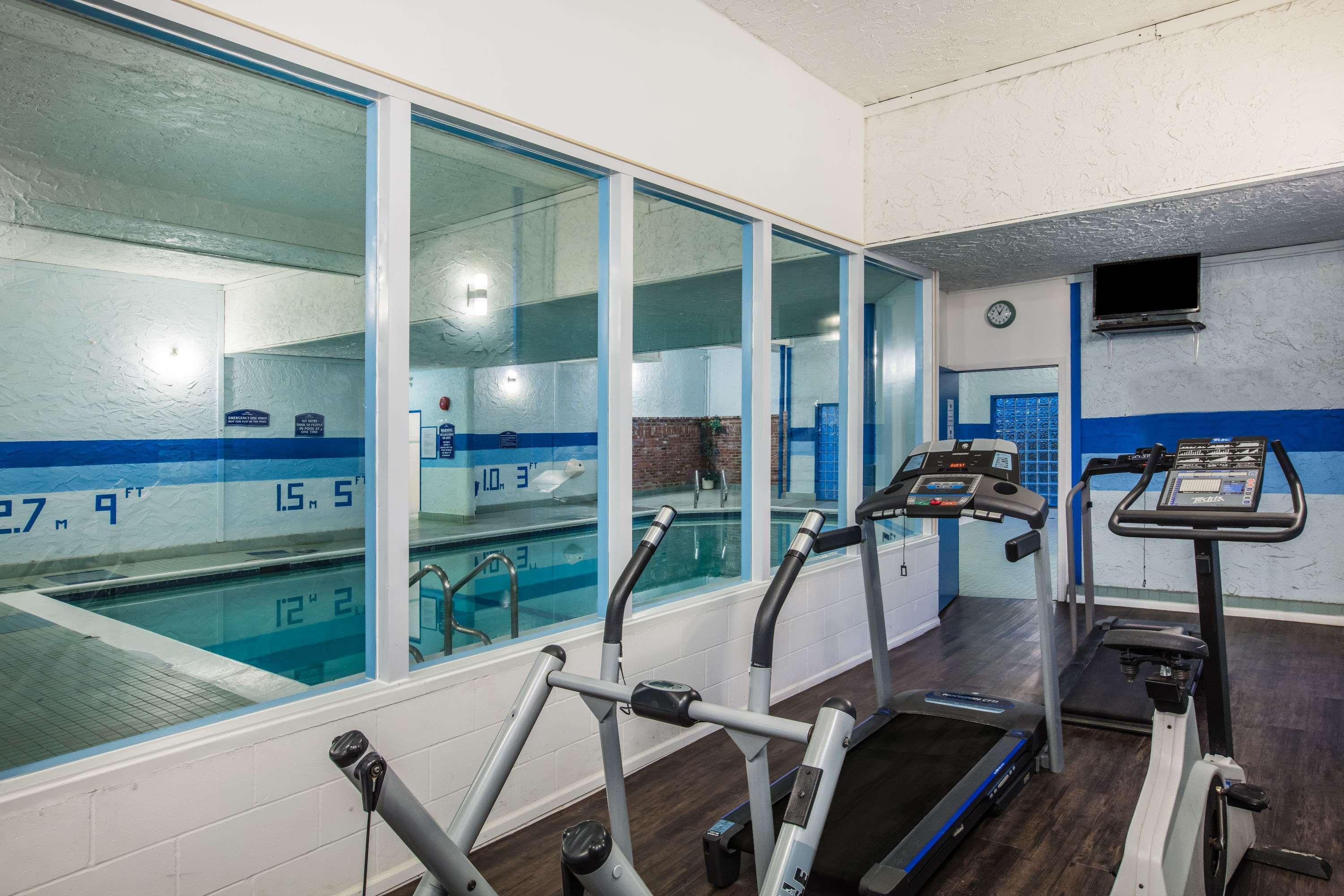 Howard Johnson By Wyndham 3* Victoria