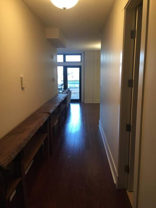 Downtown Penthouse Apartment *