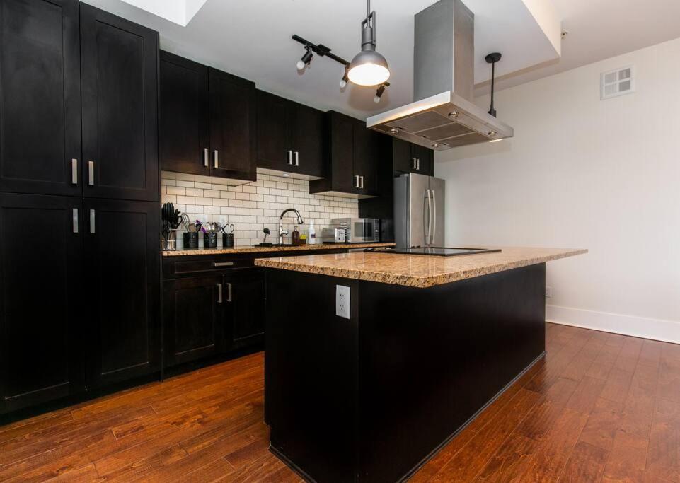 Downtown Penthouse *