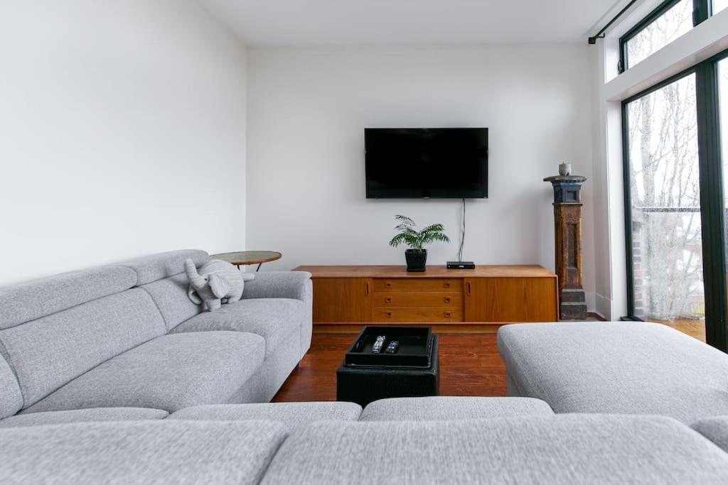 Apartment Downtown Penthouse *