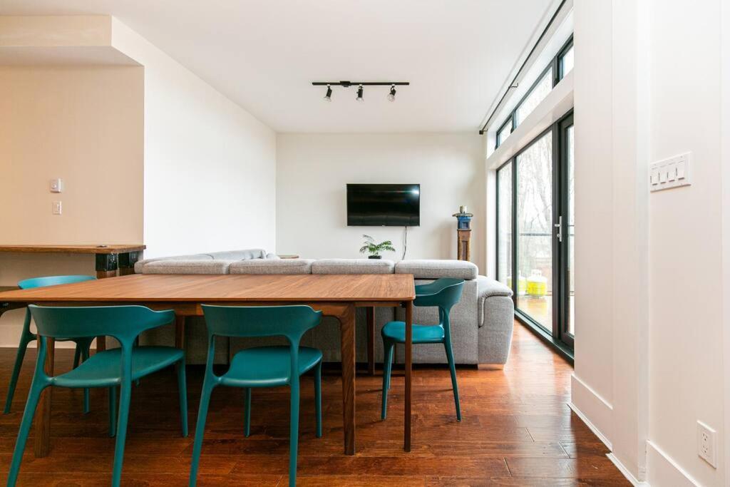 Apartment Downtown Penthouse *