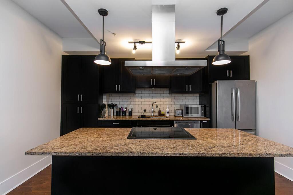 Downtown Penthouse *