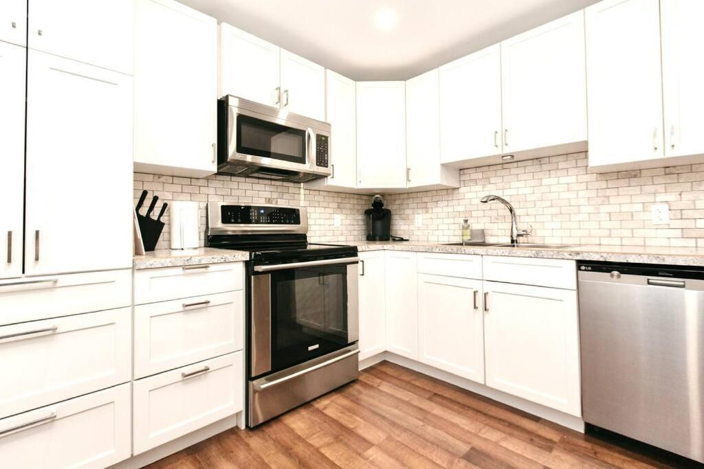 Apartment Esquimalt Lagoon Life *
