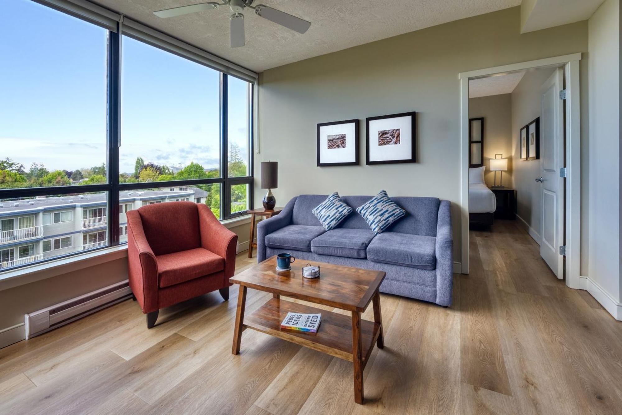 Oswego Hotel