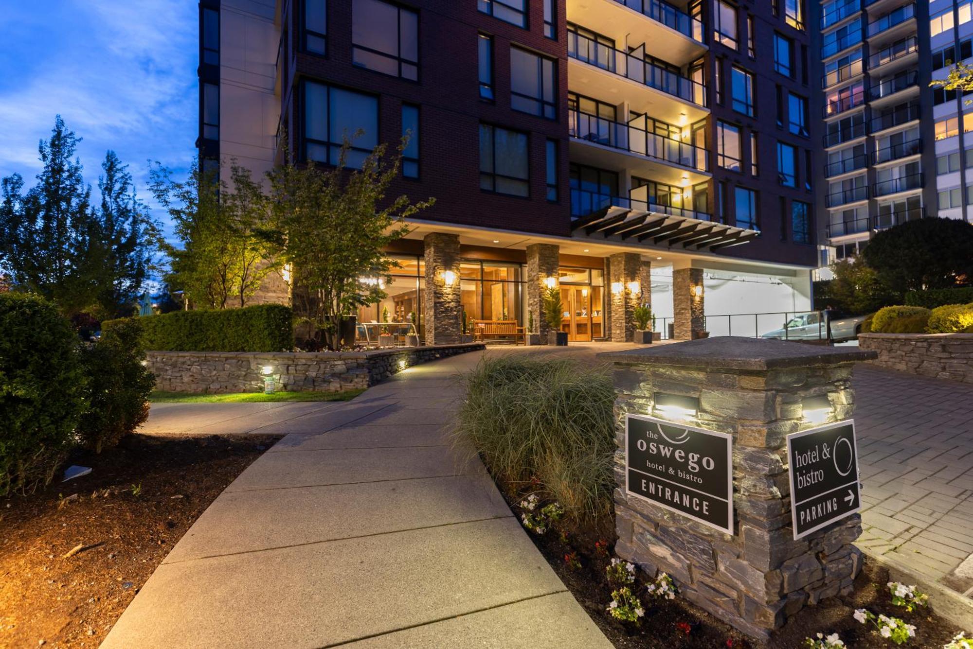 Oswego Hotel Victoria