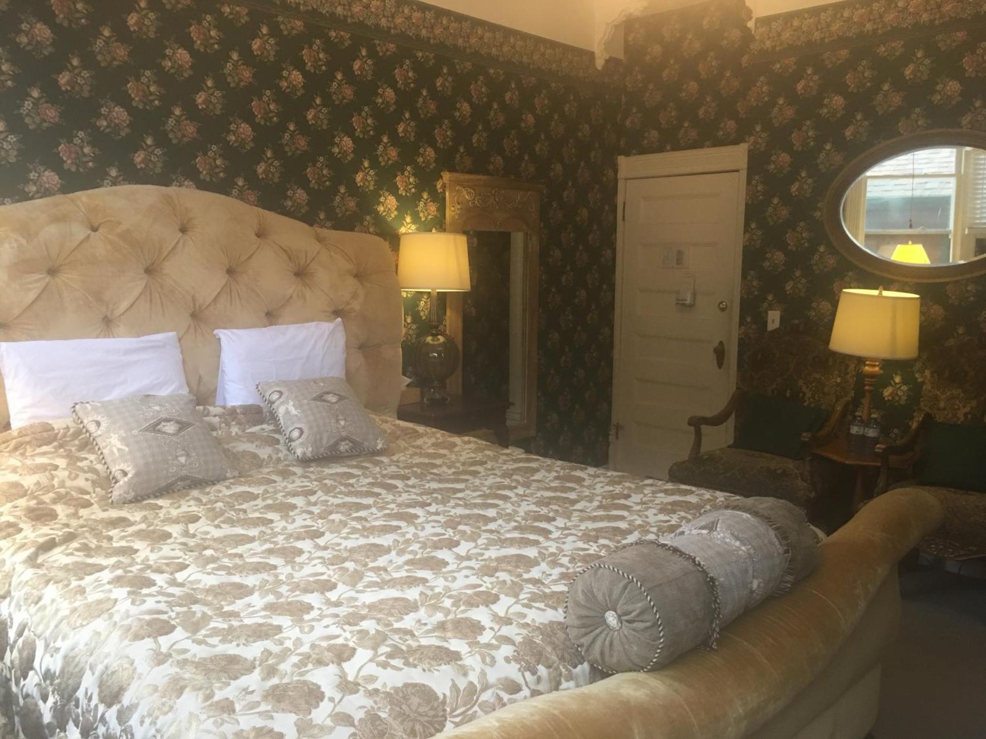 Haterleigh Heritage Bed & Breakfast 3*