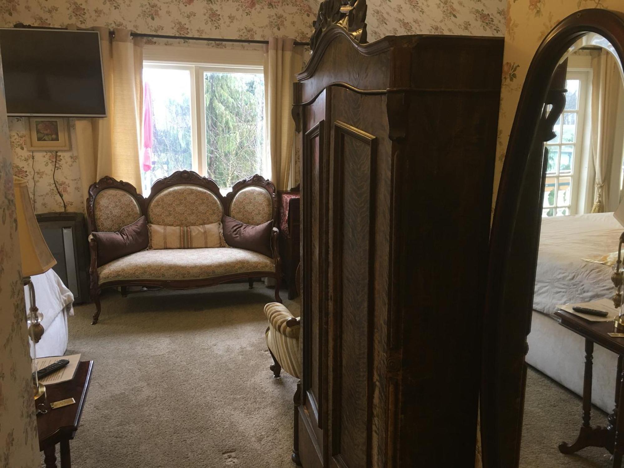 Haterleigh Heritage Bed & Breakfast Victoria