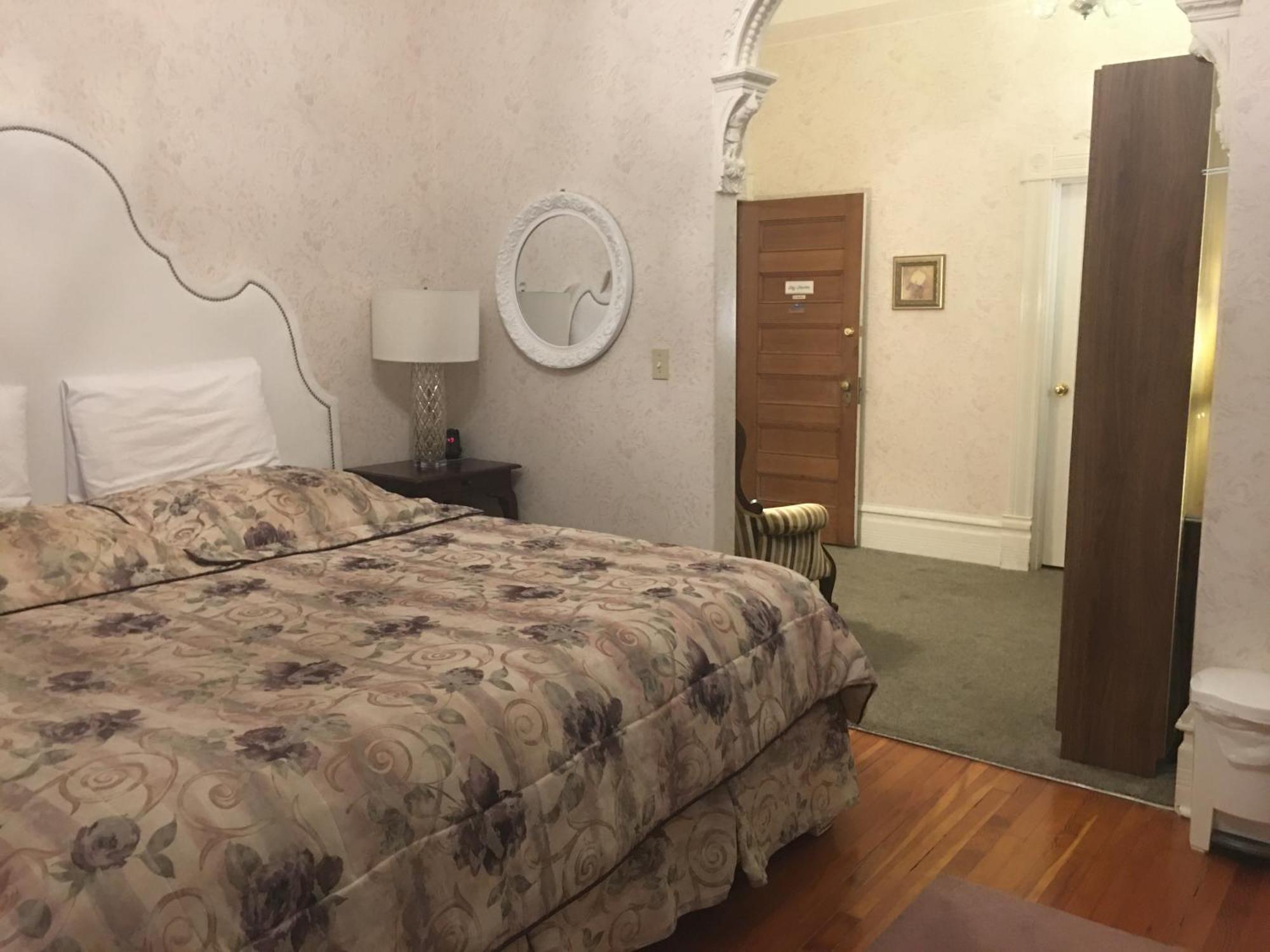 Haterleigh Heritage Bed & Breakfast