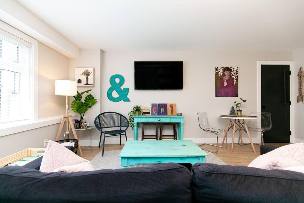 Stylish 1 Bedroom With Access *