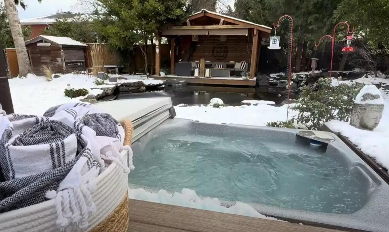 Couple's Oasis At Horner Park Casa de férias *