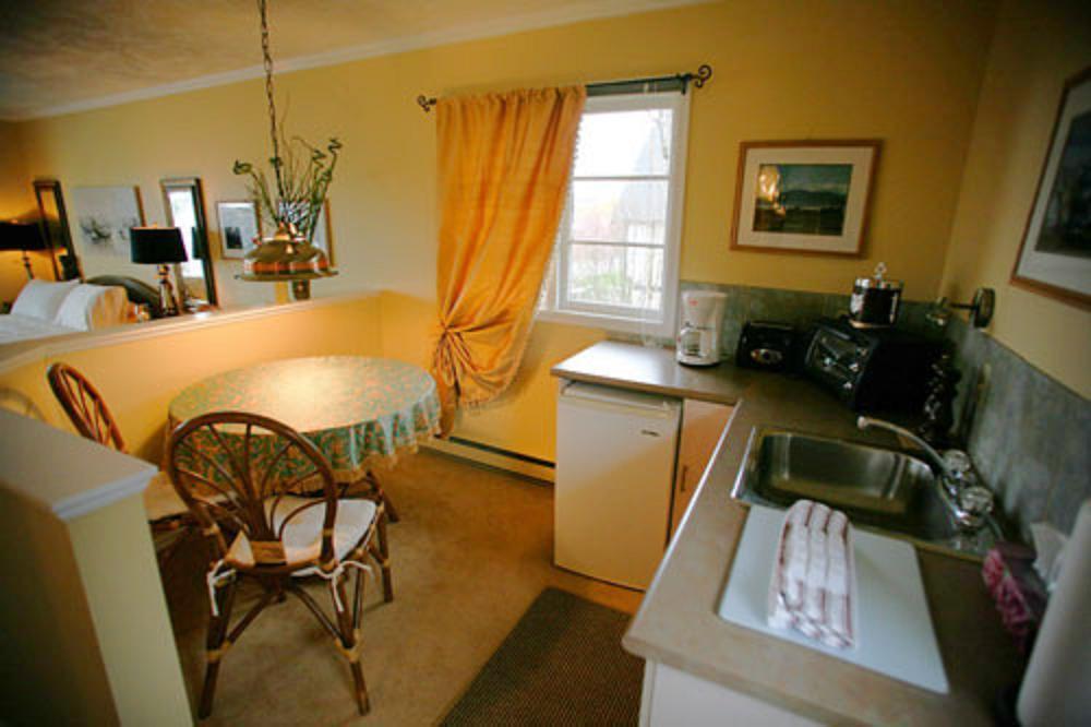 Bed & Breakfast Hemingway's By The Sea
