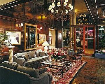 Executive House 3* Victoria