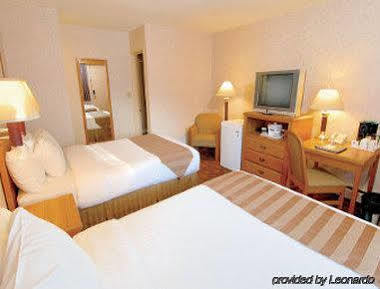 Hotel Days By Wyndham Uptown Victoria