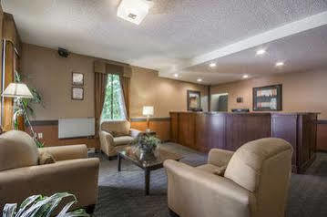 Hotel Comfort And Suites 3*