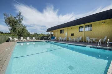 Comfort And Suites 3* Victoria