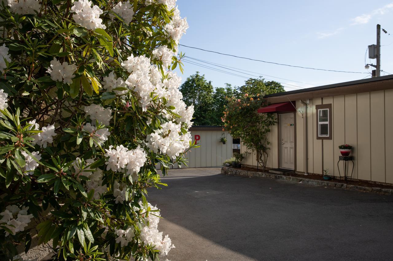 Motel Cherry Tree Saanich
