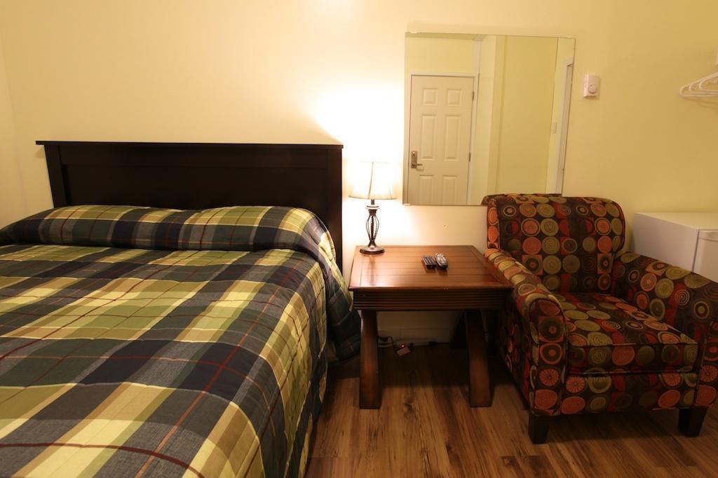Cherry Tree Motel 2*
