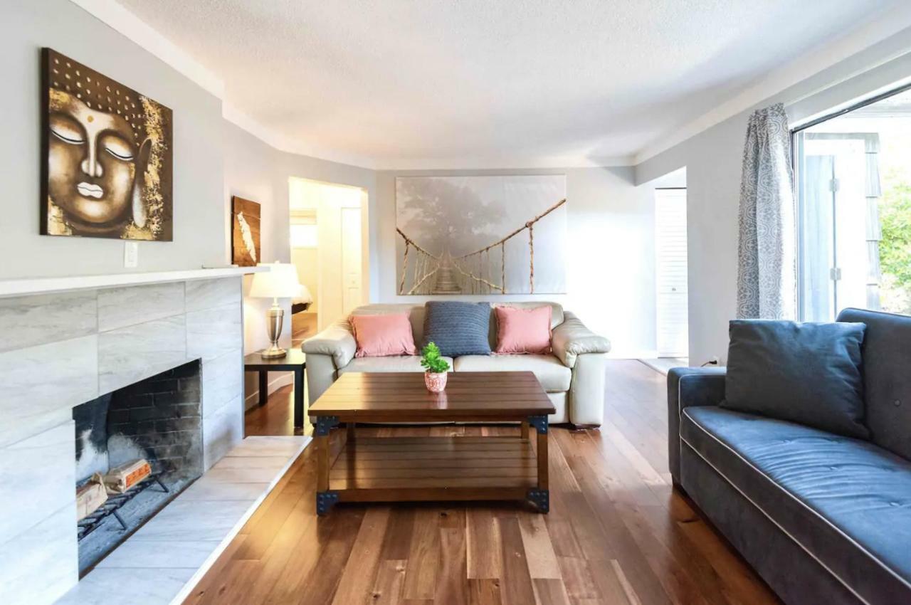 Holiday home Lovely 10 Minutes To Downtown !!! Victoria