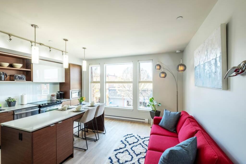 Apartment Clean 3rd Floor 1 Bedroom In Old Town China Town Victoria